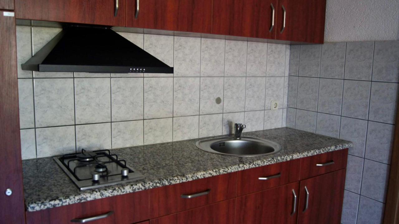 אוהריד Villa Megdani B מראה חיצוני תמונה