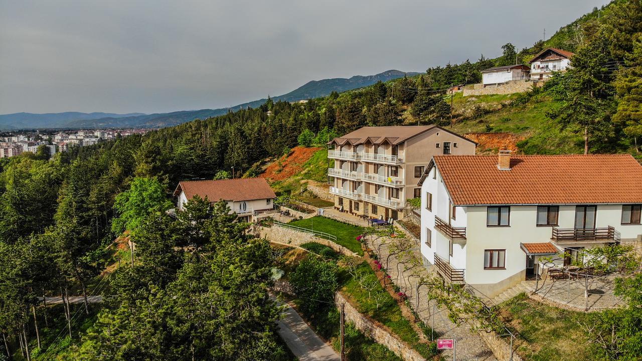 אוהריד Villa Megdani B מראה חיצוני תמונה