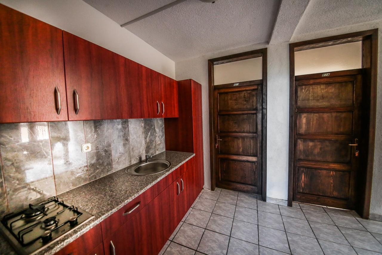 אוהריד Villa Megdani B מראה חיצוני תמונה