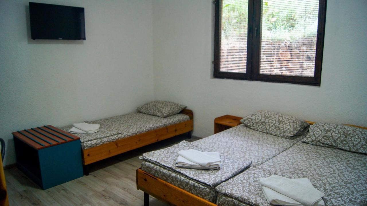 אוהריד Villa Megdani B מראה חיצוני תמונה
